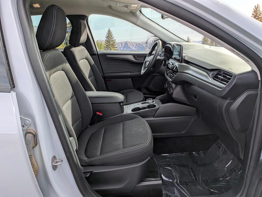 Thumbnail: 2025 Ford Escape - 10