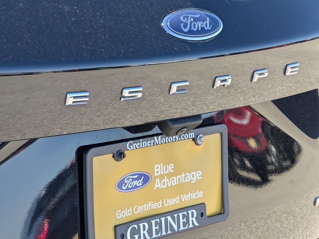 Thumbnail: 2022 Ford Escape - 14