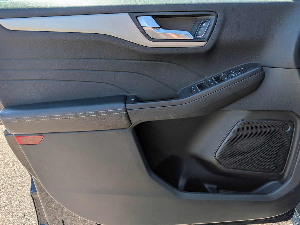 Thumbnail: 2022 Ford Escape - 24