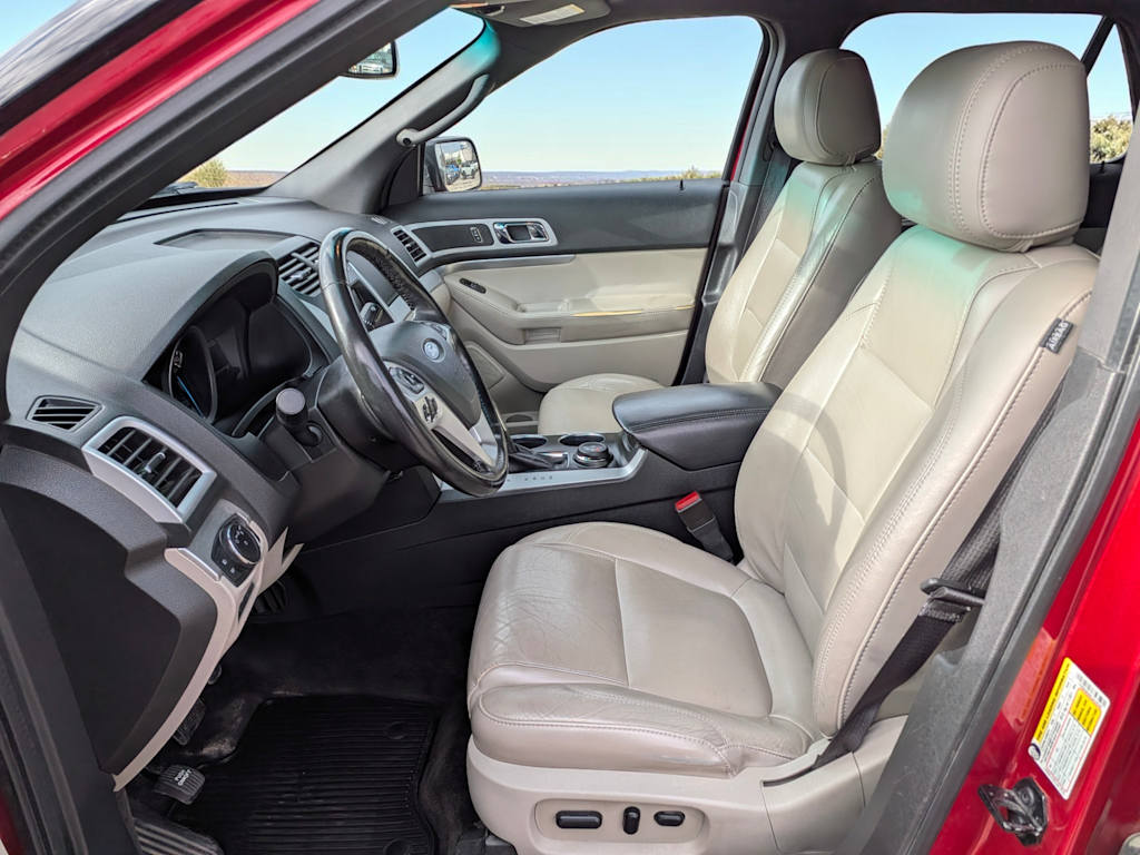 Thumbnail: 2012 Ford Explorer - 11