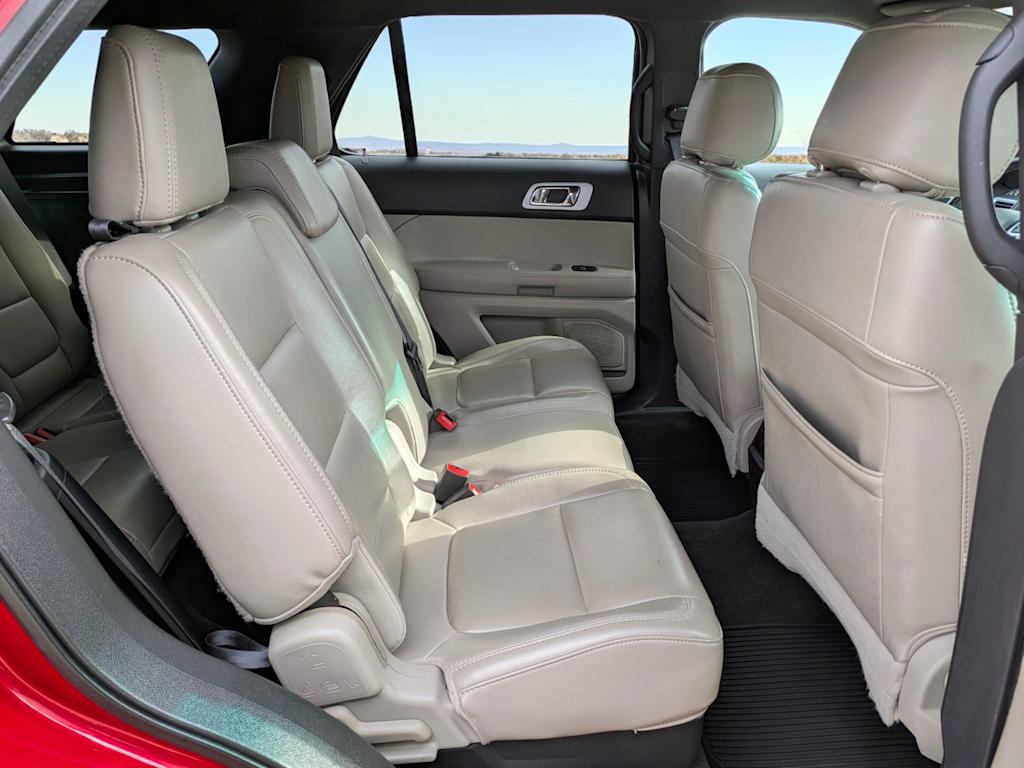 Thumbnail: 2012 Ford Explorer - 25