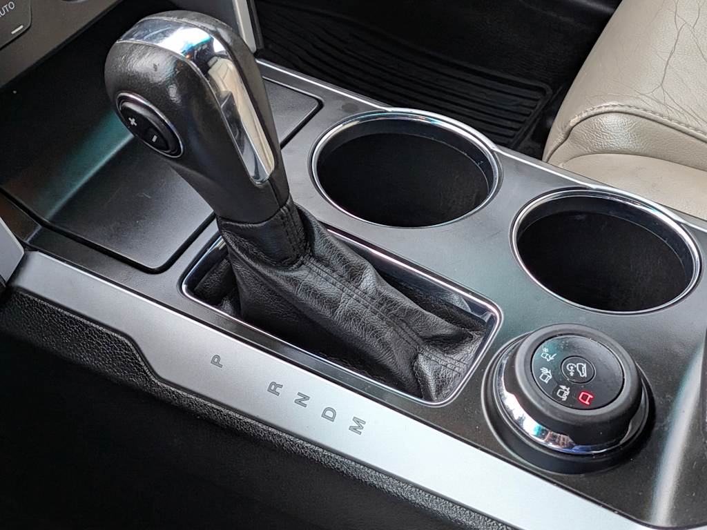 Thumbnail: 2012 Ford Explorer - 16