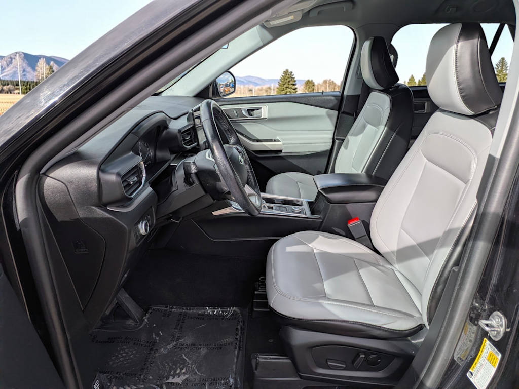 Thumbnail: 2021 Ford Explorer - 11