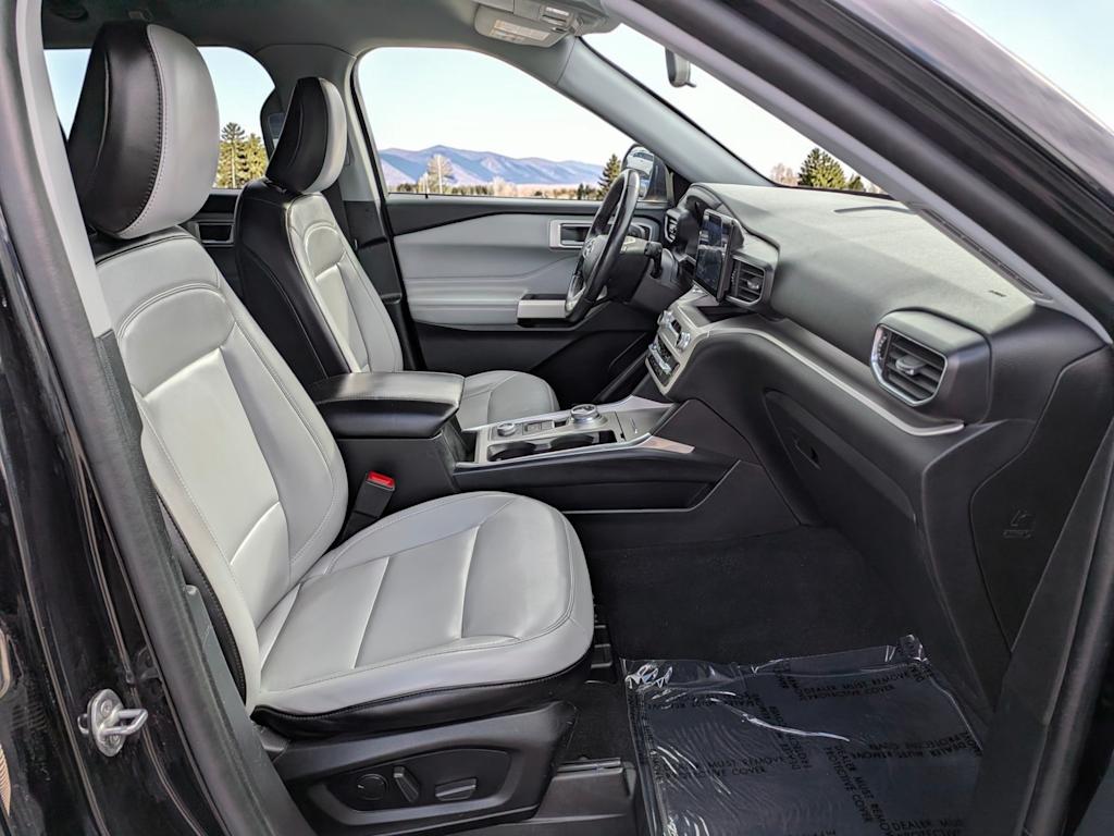 Thumbnail: 2021 Ford Explorer - 12