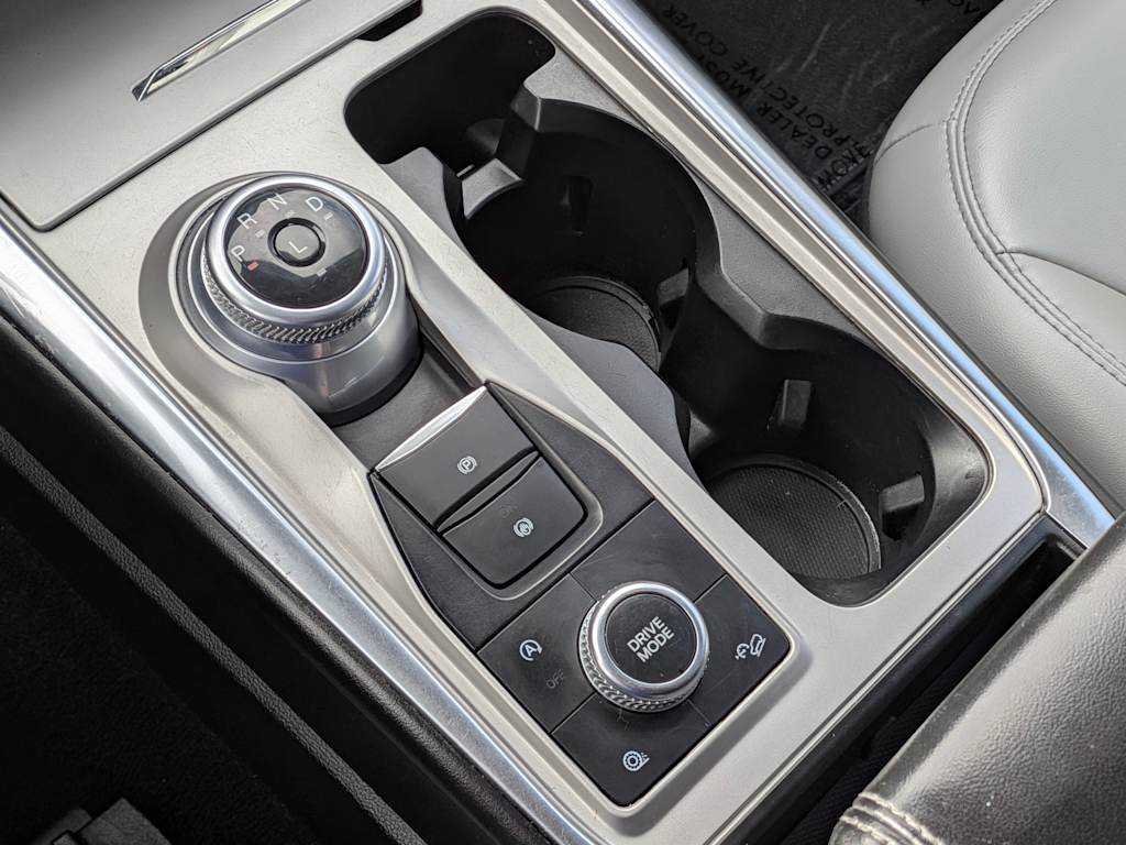 Thumbnail: 2021 Ford Explorer - 16