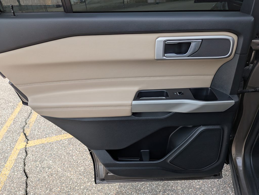 2021 Ford Explorer XLT 35