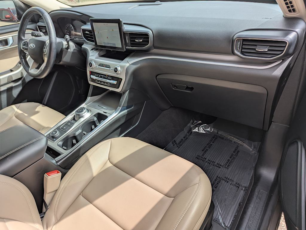 2021 Ford Explorer XLT 10