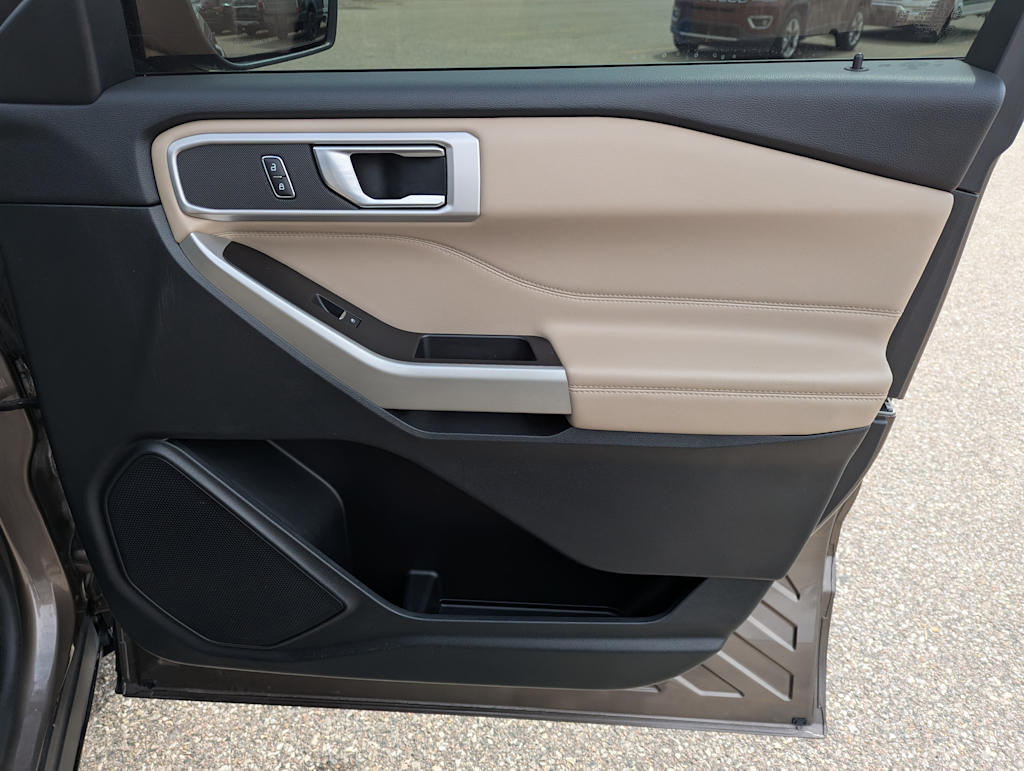 2021 Ford Explorer XLT 36