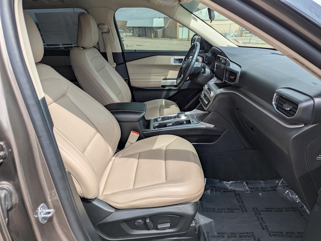 2021 Ford Explorer XLT 12