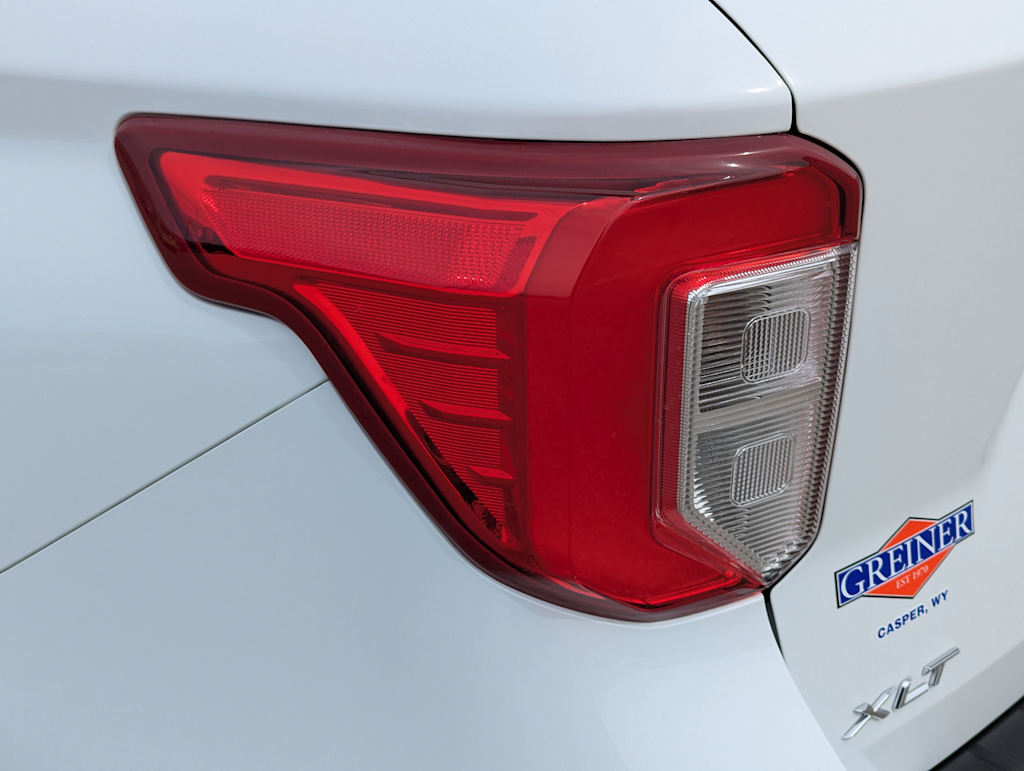 2023 Ford Explorer XLT 27