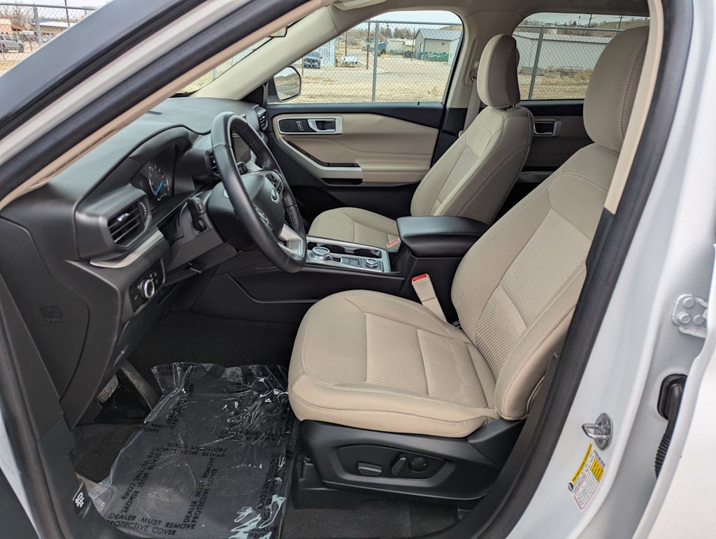 2023 Ford Explorer XLT 11