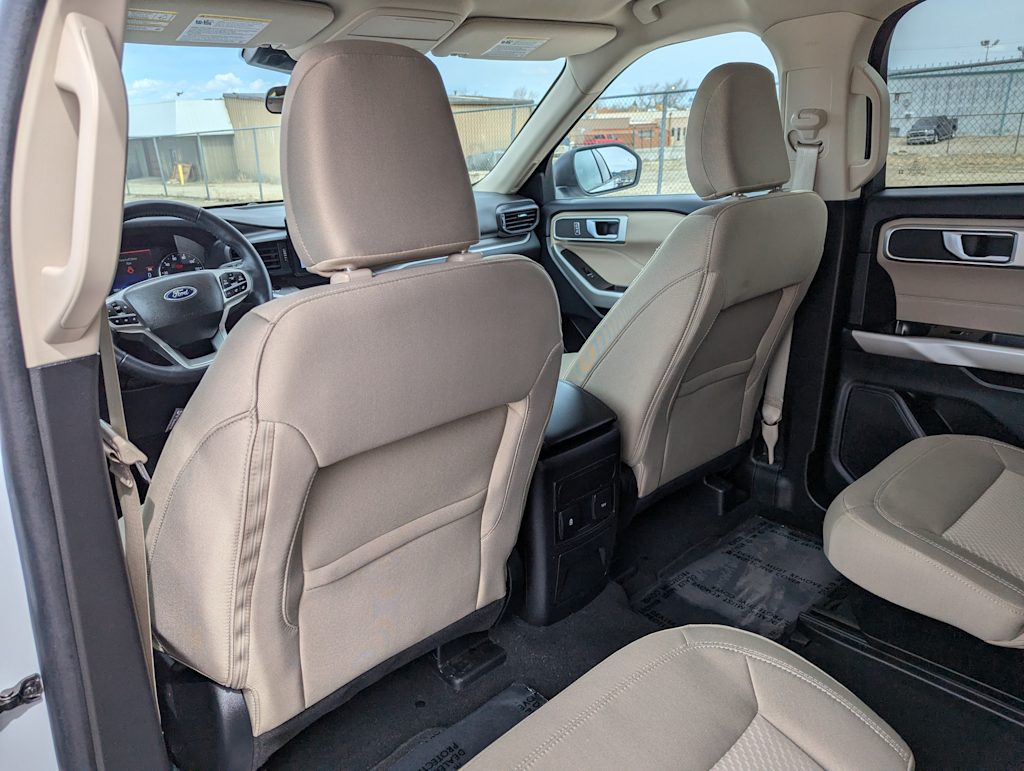 2023 Ford Explorer XLT 13