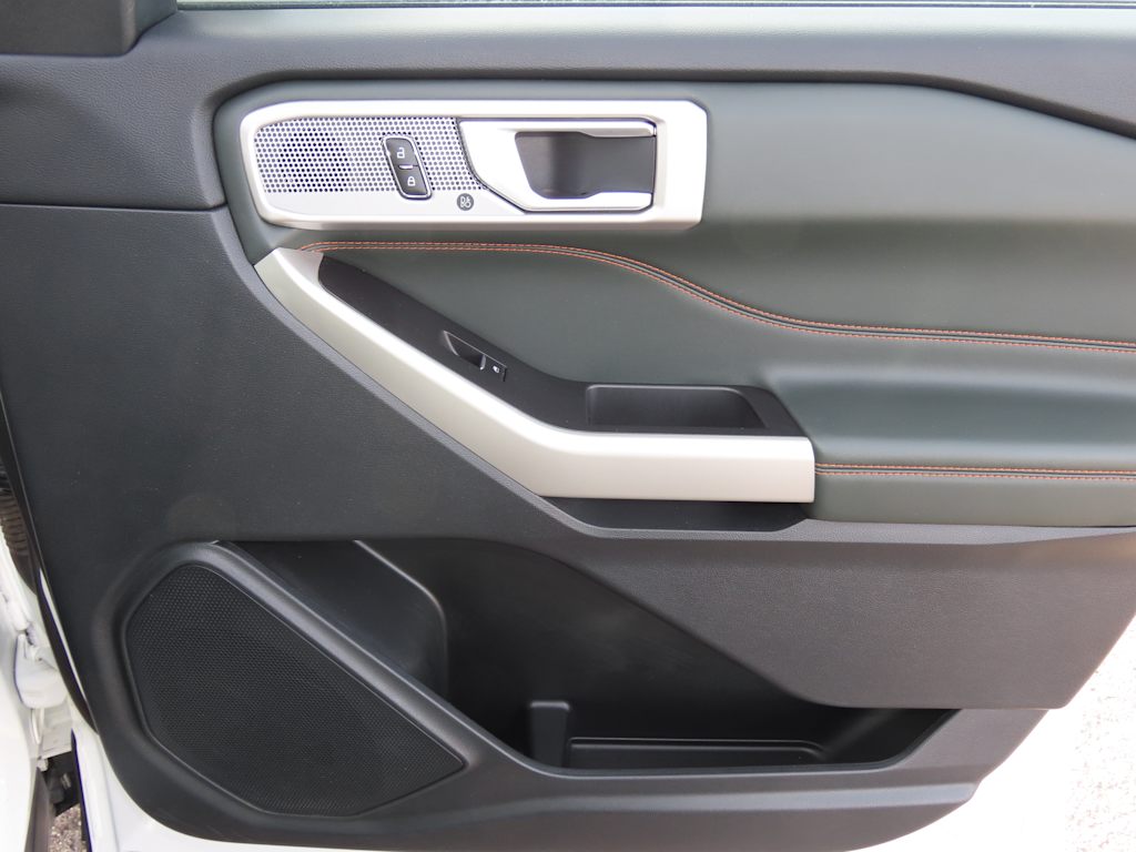 Thumbnail: 2023 Ford Explorer - 28