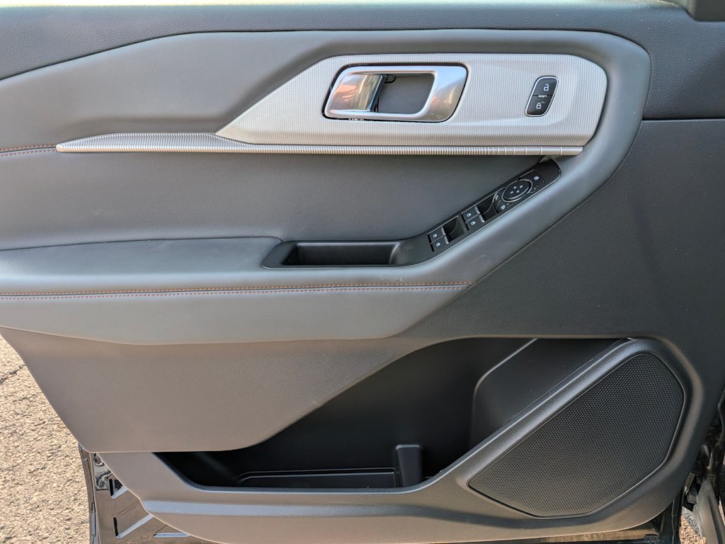 2025 Ford Explorer Active - Photo 25