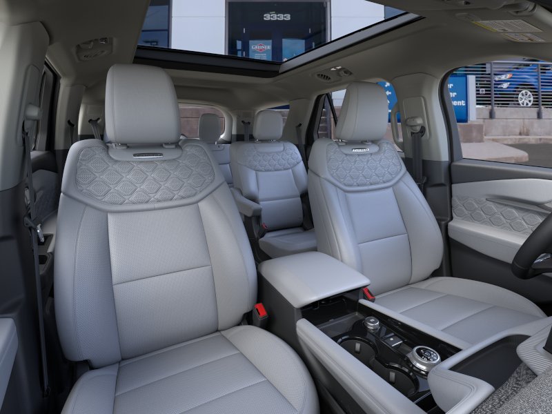 Thumbnail: 2026 Ford Explorer - 8