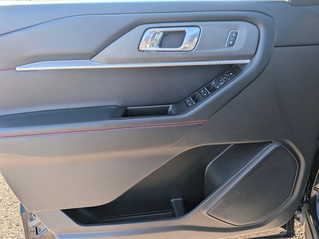Thumbnail: 2025 Ford Explorer - 25