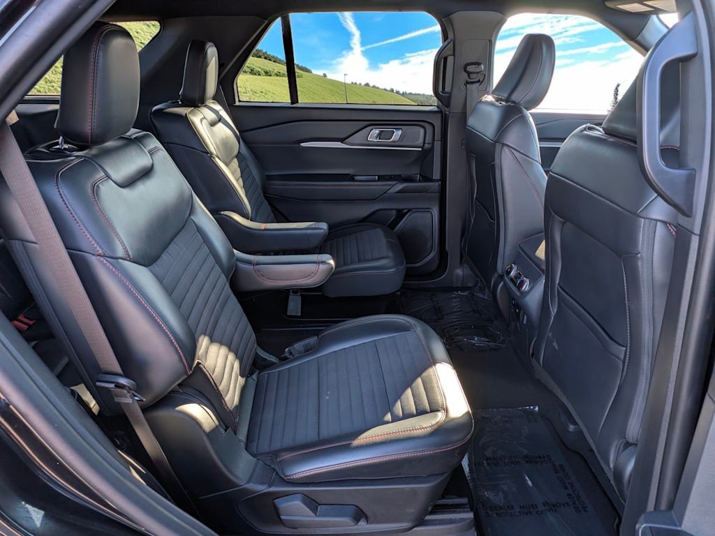 Thumbnail: 2025 Ford Explorer - 26