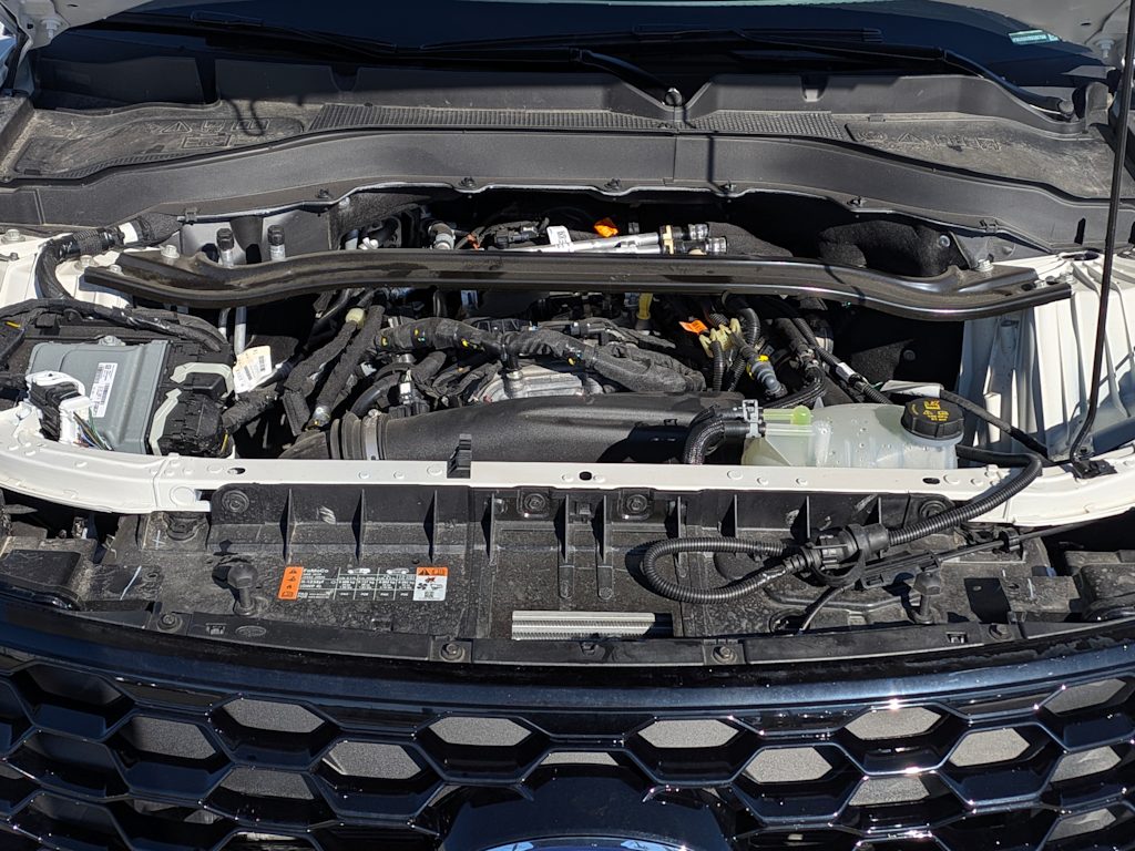 Thumbnail: 2025 Ford Explorer - 9
