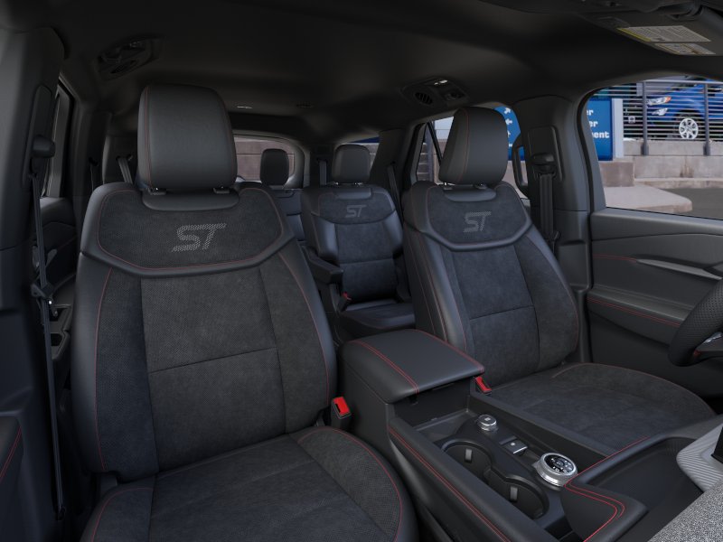 2026 Ford Explorer ST - Photo 8