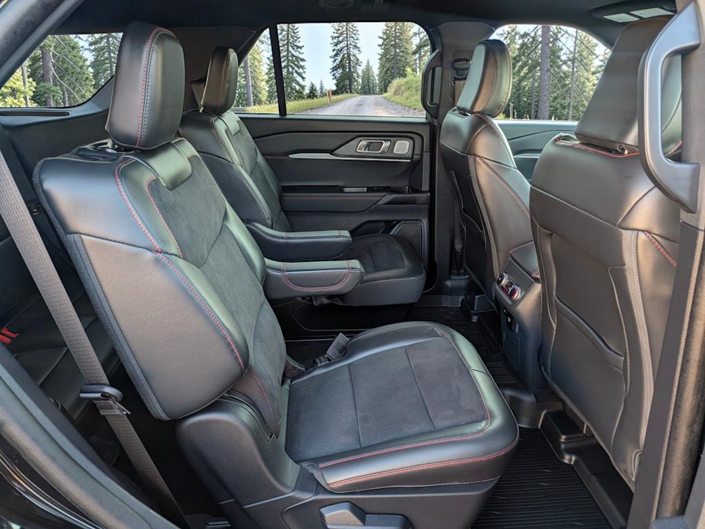 Thumbnail: 2025 Ford Explorer - 26
