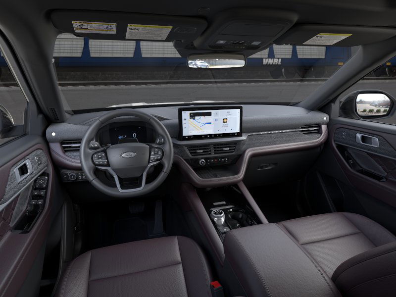 2025 Ford Explorer Platinum 2