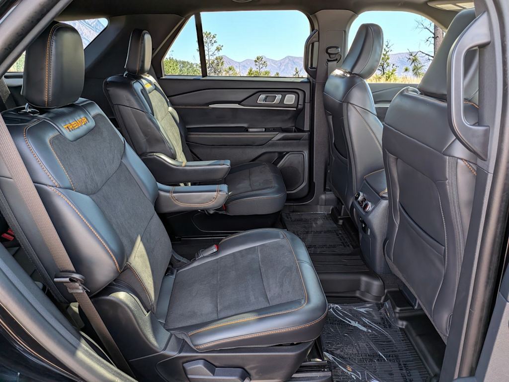 Thumbnail: 2026 Ford Explorer - 25