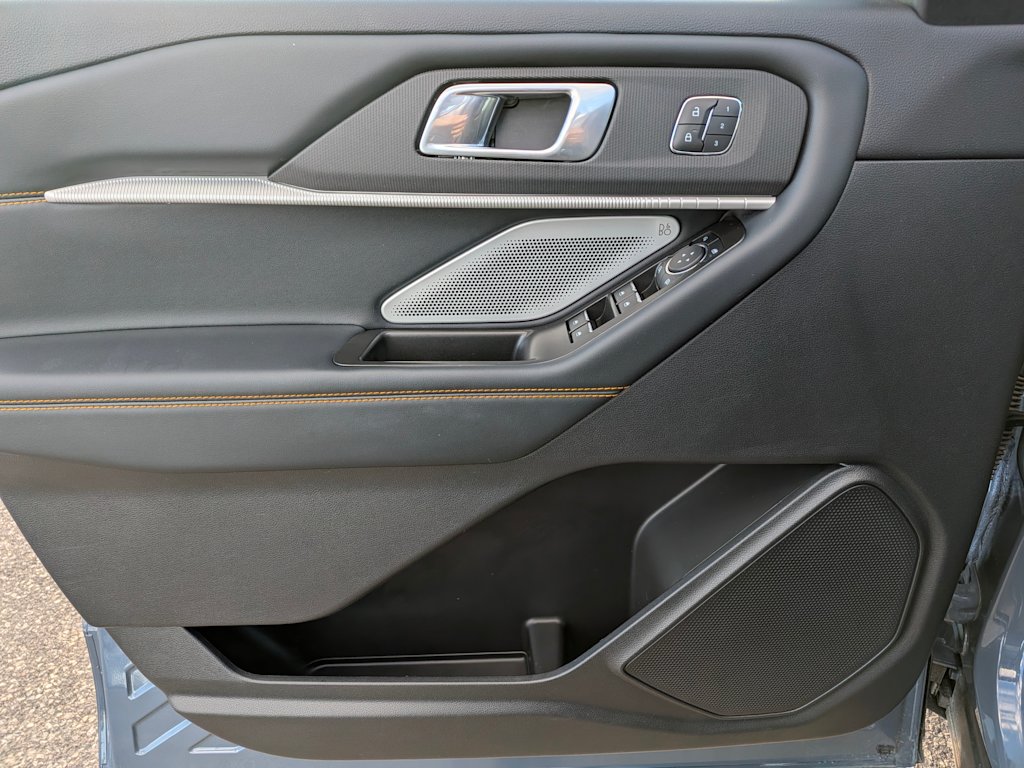Thumbnail: 2026 Ford Explorer - 25