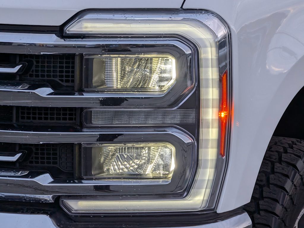 Thumbnail: 2023 Ford F-250 - 22