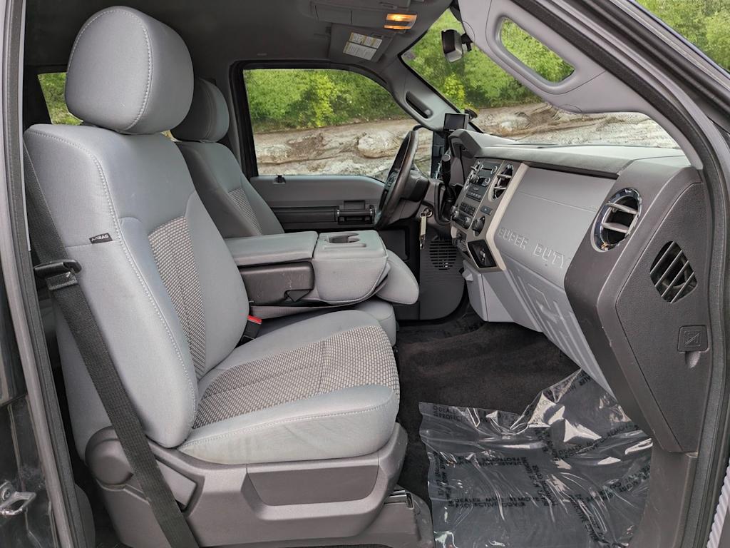 Thumbnail: 2015 Ford F-250 - 32