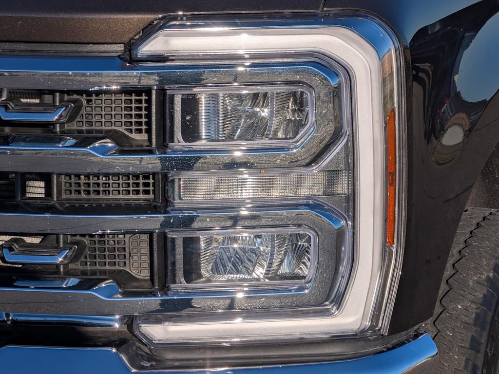 Thumbnail: 2025 Ford F-250 - 22