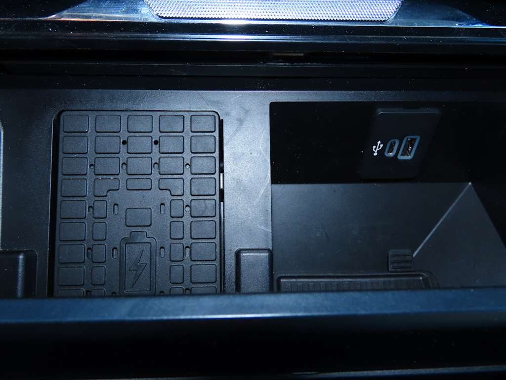 Thumbnail: 2025 Ford F-350 - 38