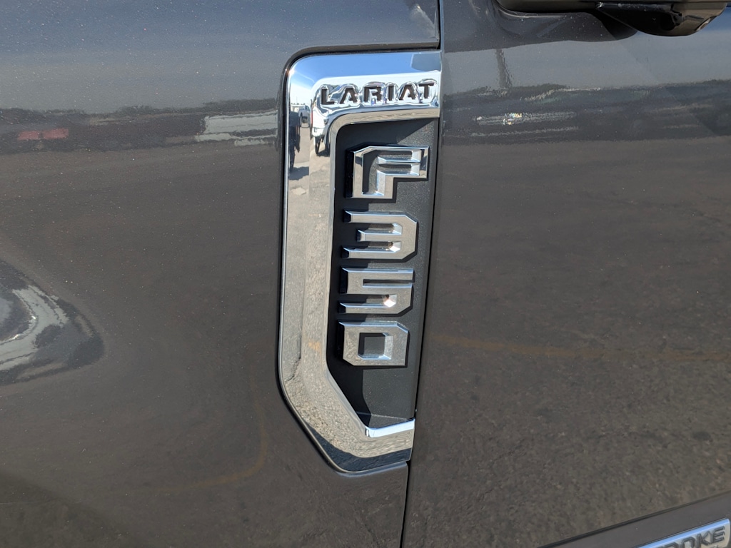 Thumbnail: 2017 Ford F-350 - 22