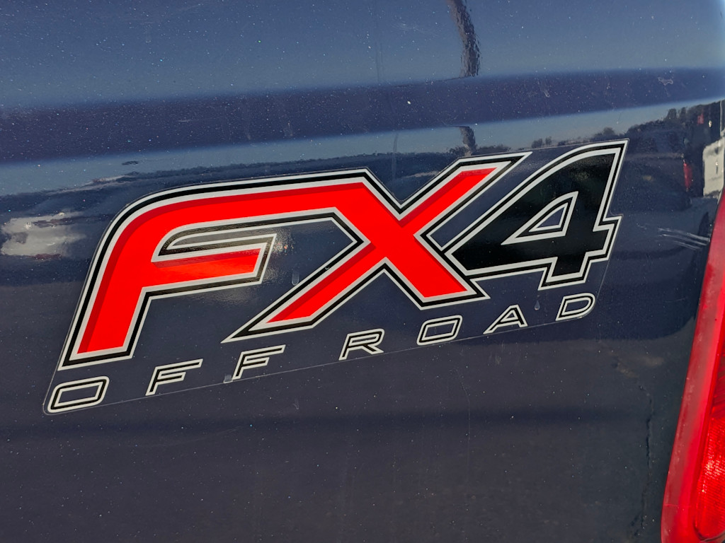 Thumbnail: 2016 Ford F-350 - 26