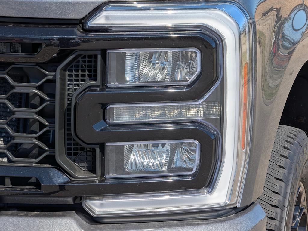 Thumbnail: 2025 Ford F-350 - 22