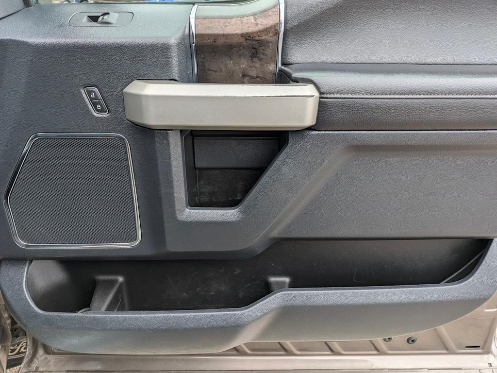 Thumbnail: 2022 Ford F-350 - 29
