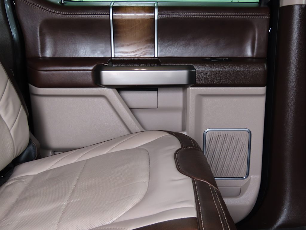 Thumbnail: 2018 Ford F-350 - 32