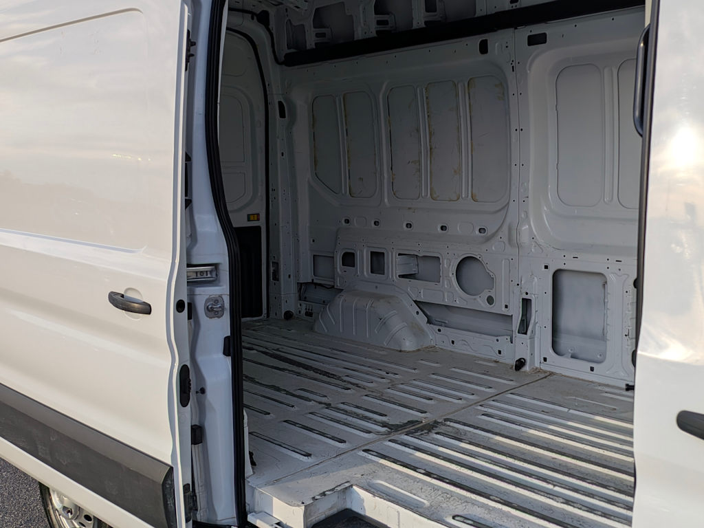 Thumbnail: 2022 Ford Transit Series - 7