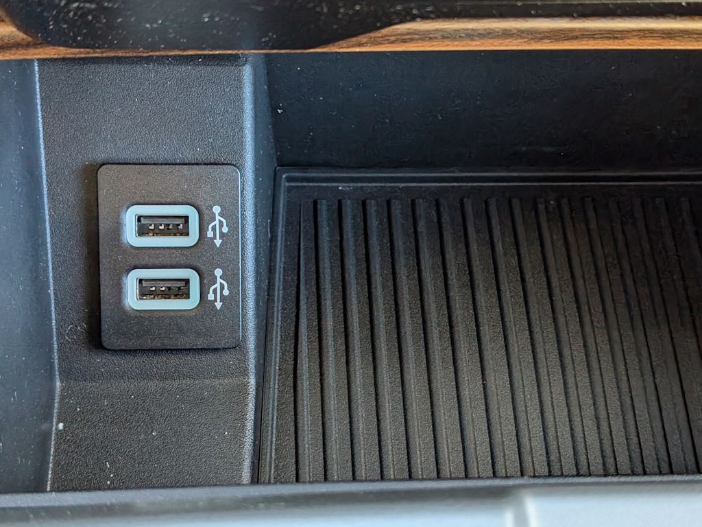 Thumbnail: 2017 Ford F-150 - 31