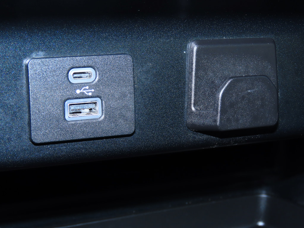 Thumbnail: 2023 Ford F-150 - 32