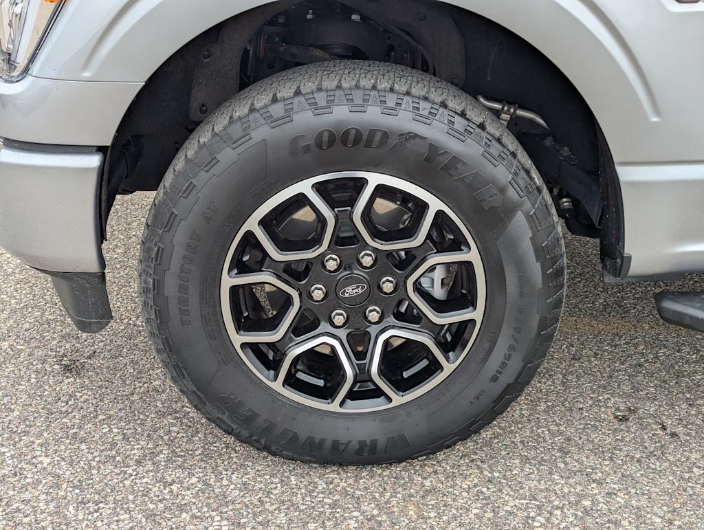 2023 Ford F-150 XLT 8
