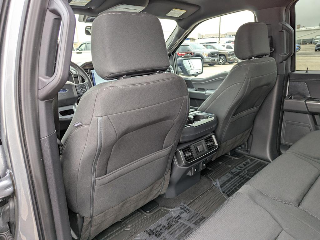 2023 Ford F-150 XLT 32