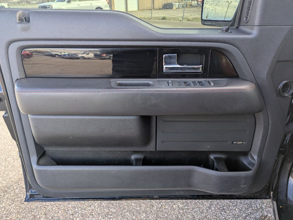 2013 Ford F-150 Limited 30