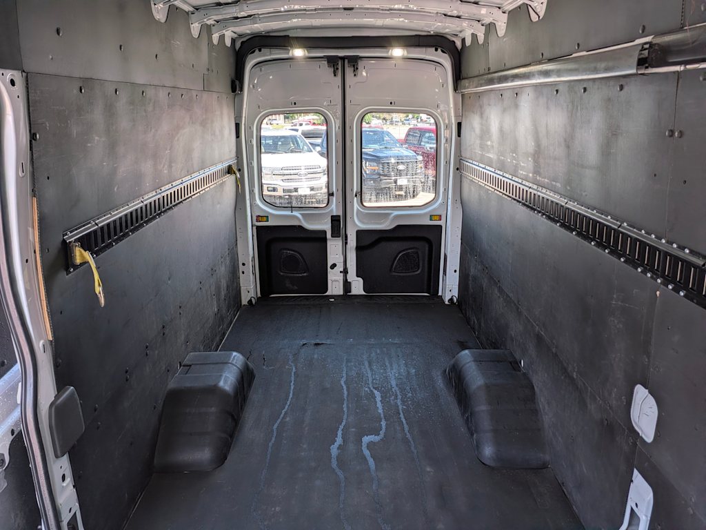 Thumbnail: 2022 Ford Transit Series - 9