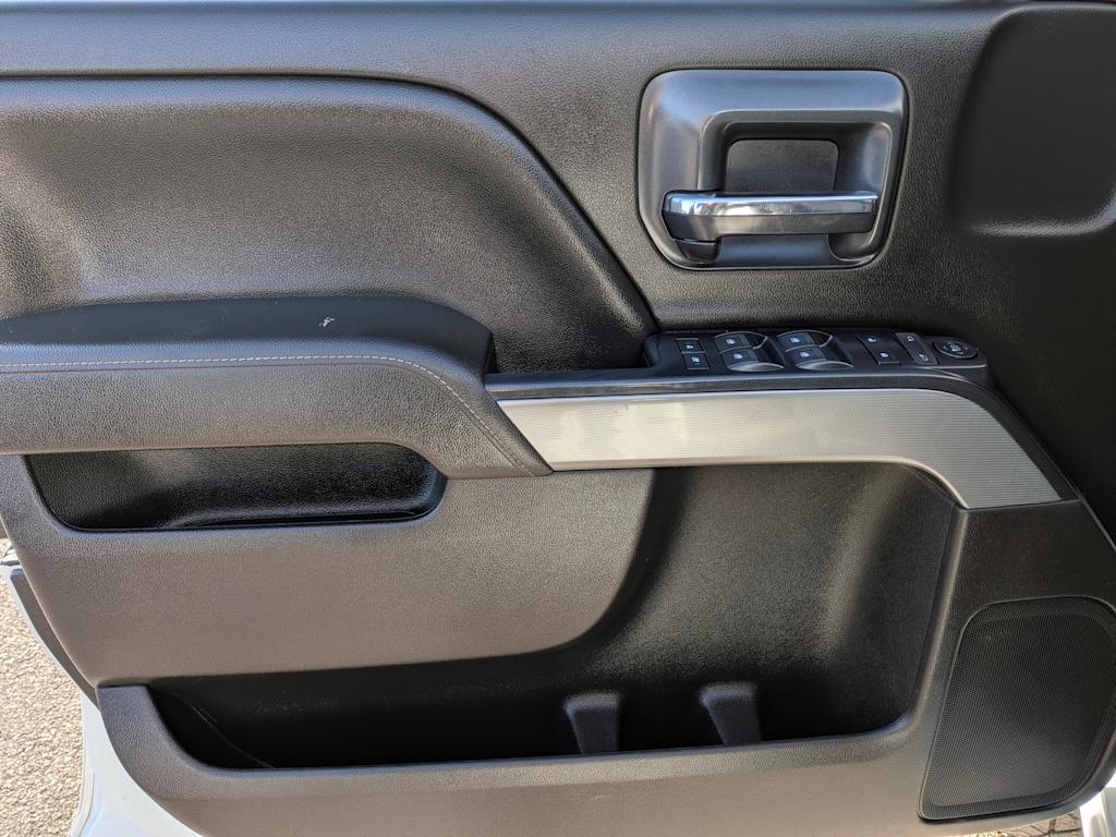 Thumbnail: 2019 Chevrolet Silverado 2500 - 22
