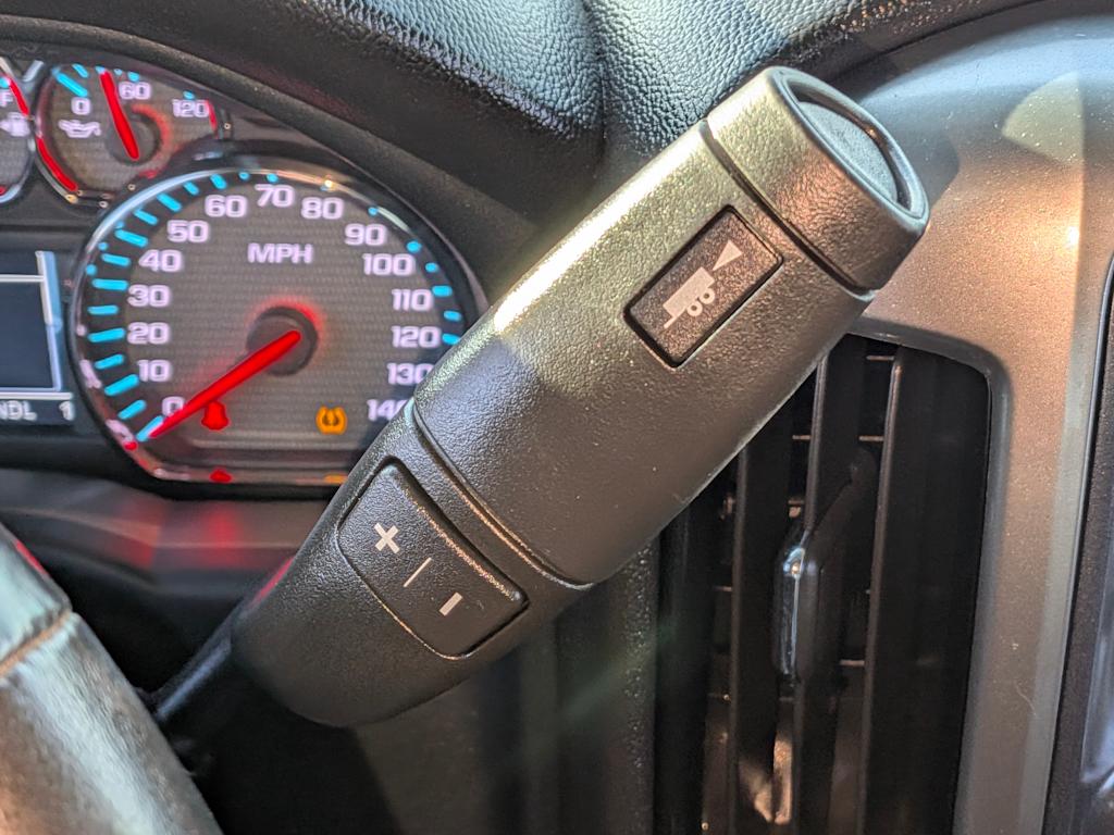Thumbnail: 2019 Chevrolet Silverado 2500 - 27