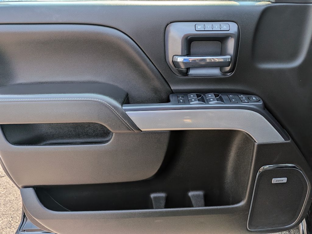Thumbnail: 2019 Chevrolet Silverado 2500 - 24