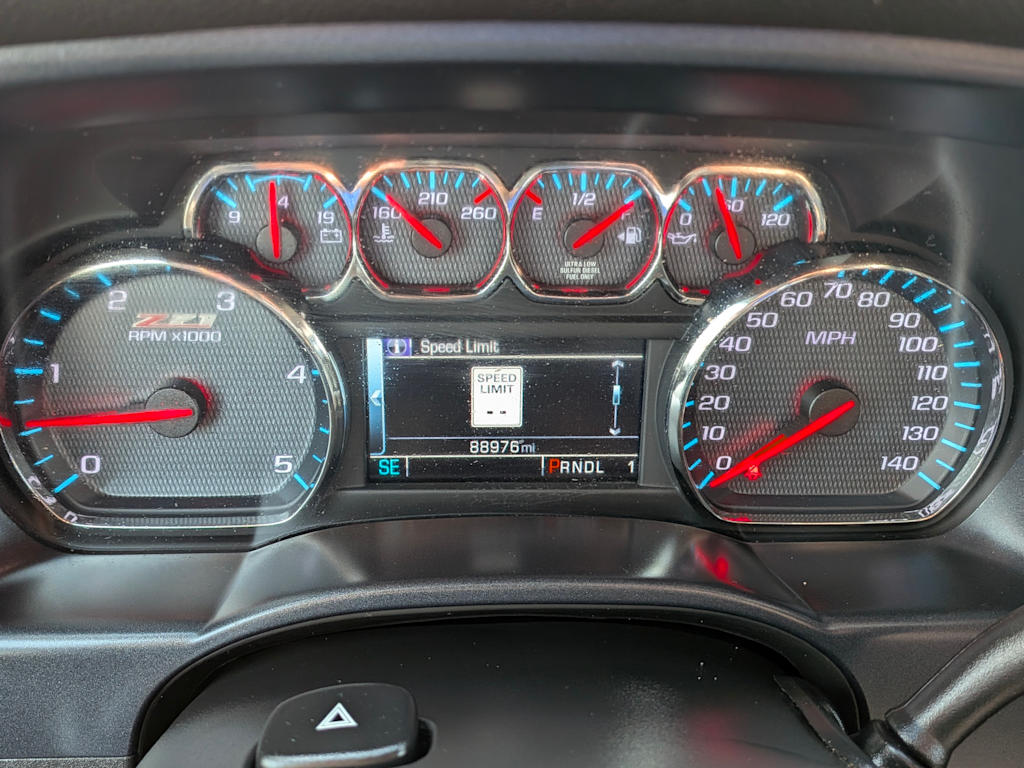 Thumbnail: 2019 Chevrolet Silverado 2500 - 16