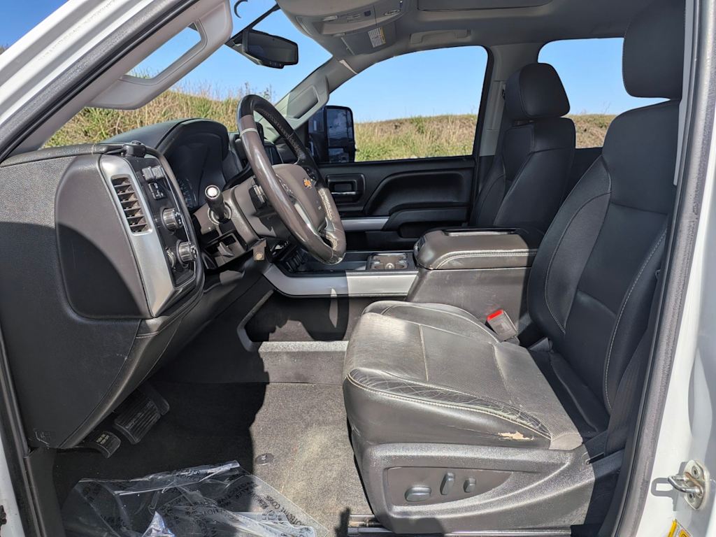 Thumbnail: 2018 Chevrolet Silverado 3500 - 11