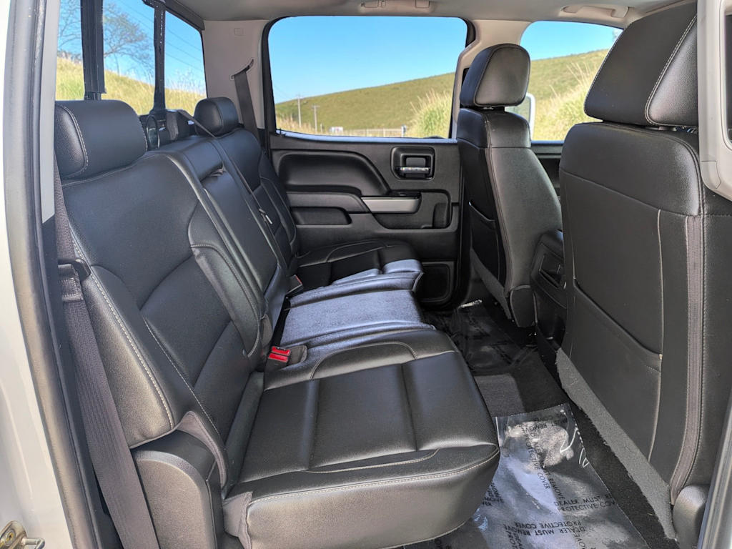 Thumbnail: 2018 Chevrolet Silverado 3500 - 23