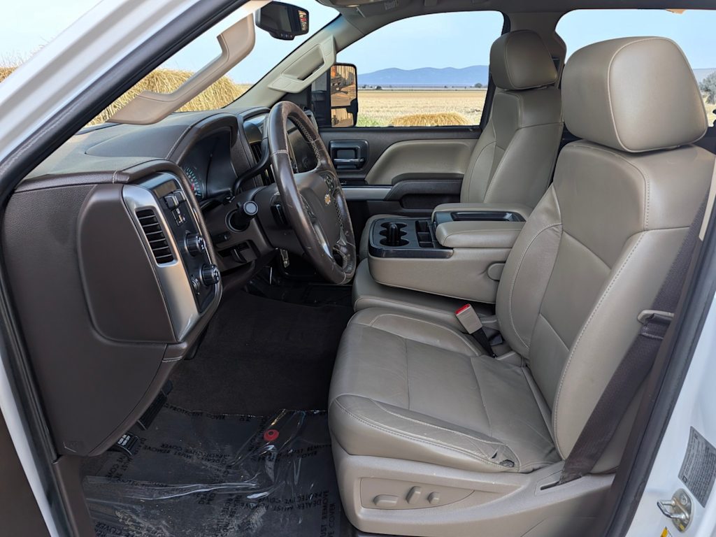 Thumbnail: 2019 Chevrolet Silverado 3500 - 10